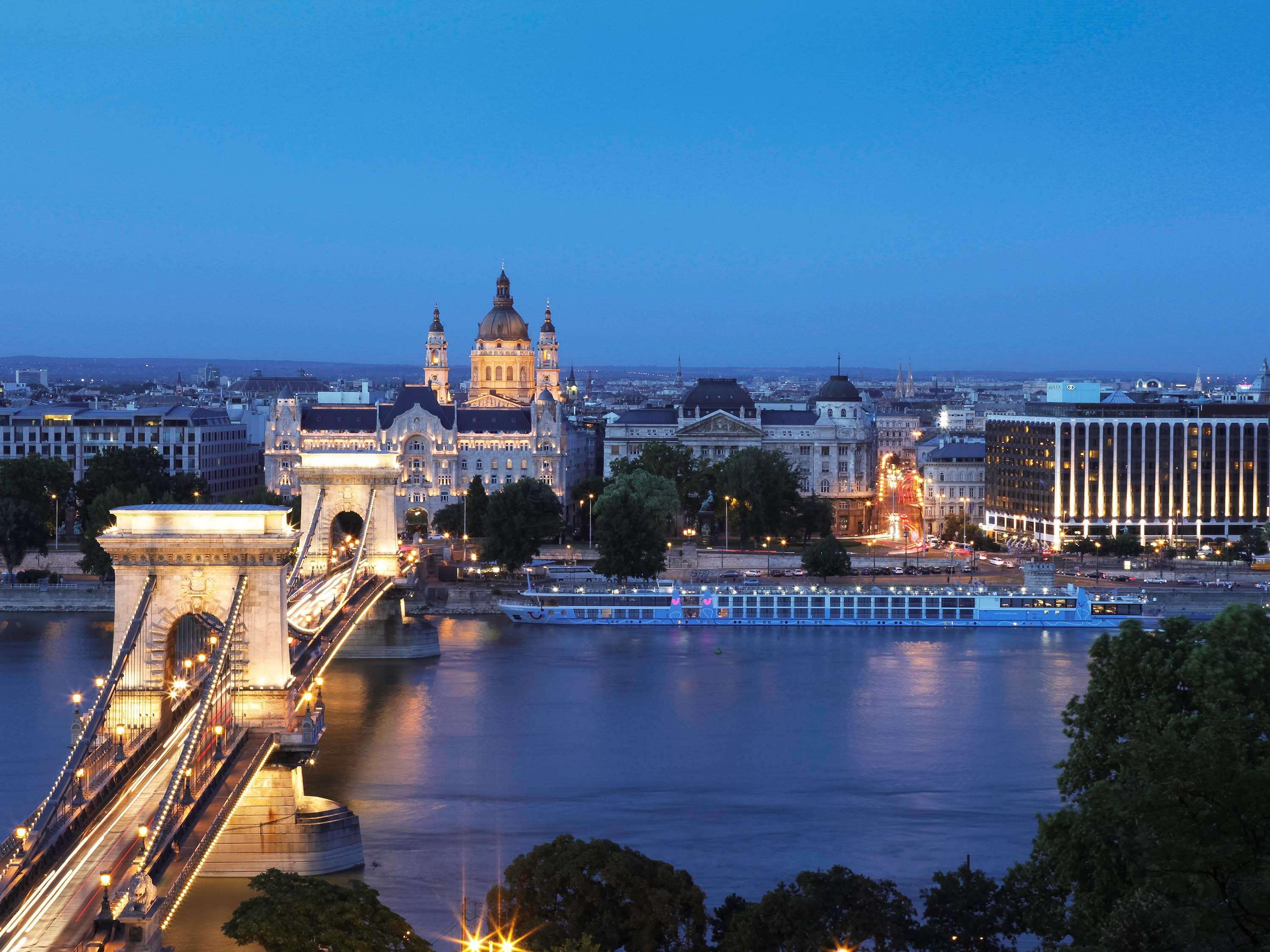 Sofitel Budapest Chain Bridge Экстерьер фото